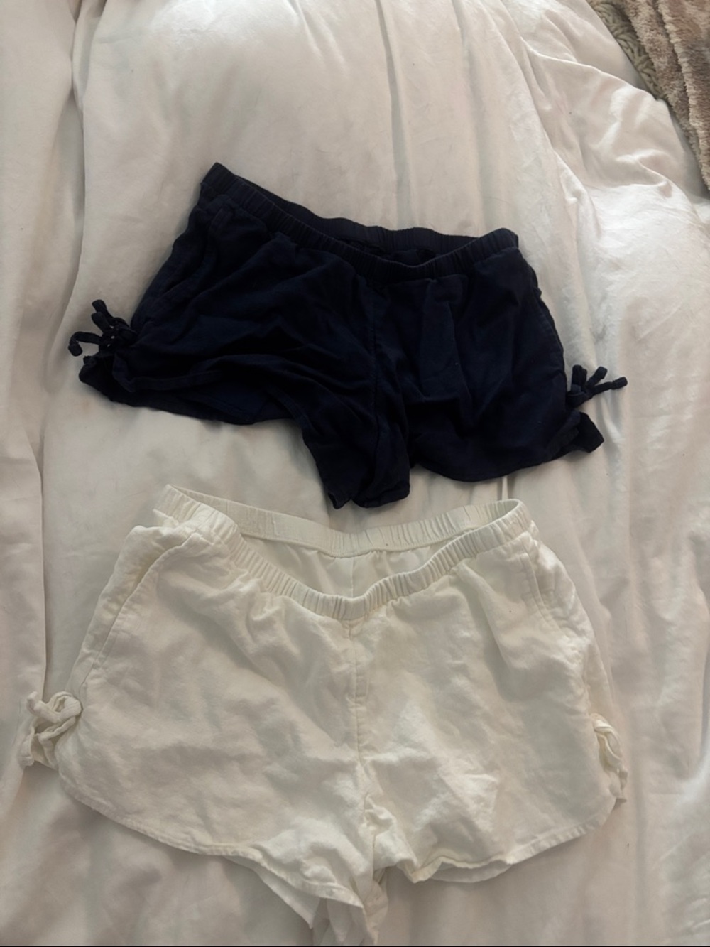 Hollister Navy and White Women’s Shorts Set